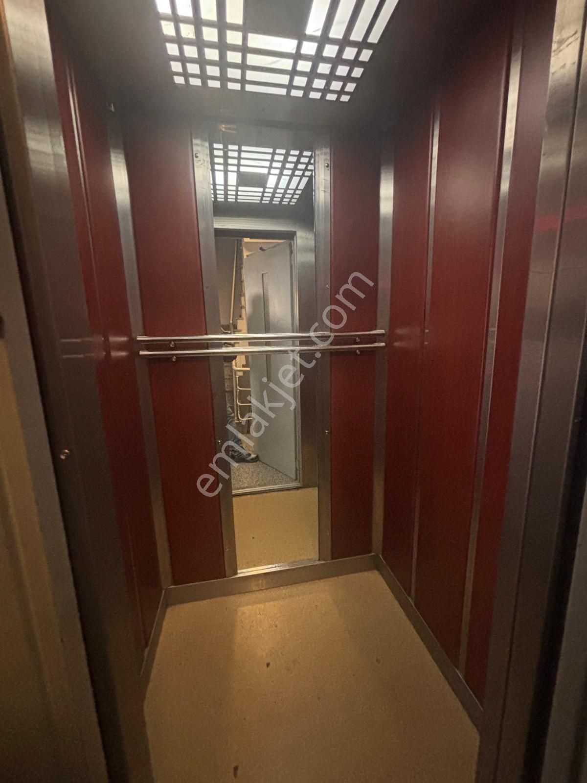 Ataşehir Örnek Mahallesinde Oldukça Kullanışlı Satılık 2+1 Daire - Görsel 12