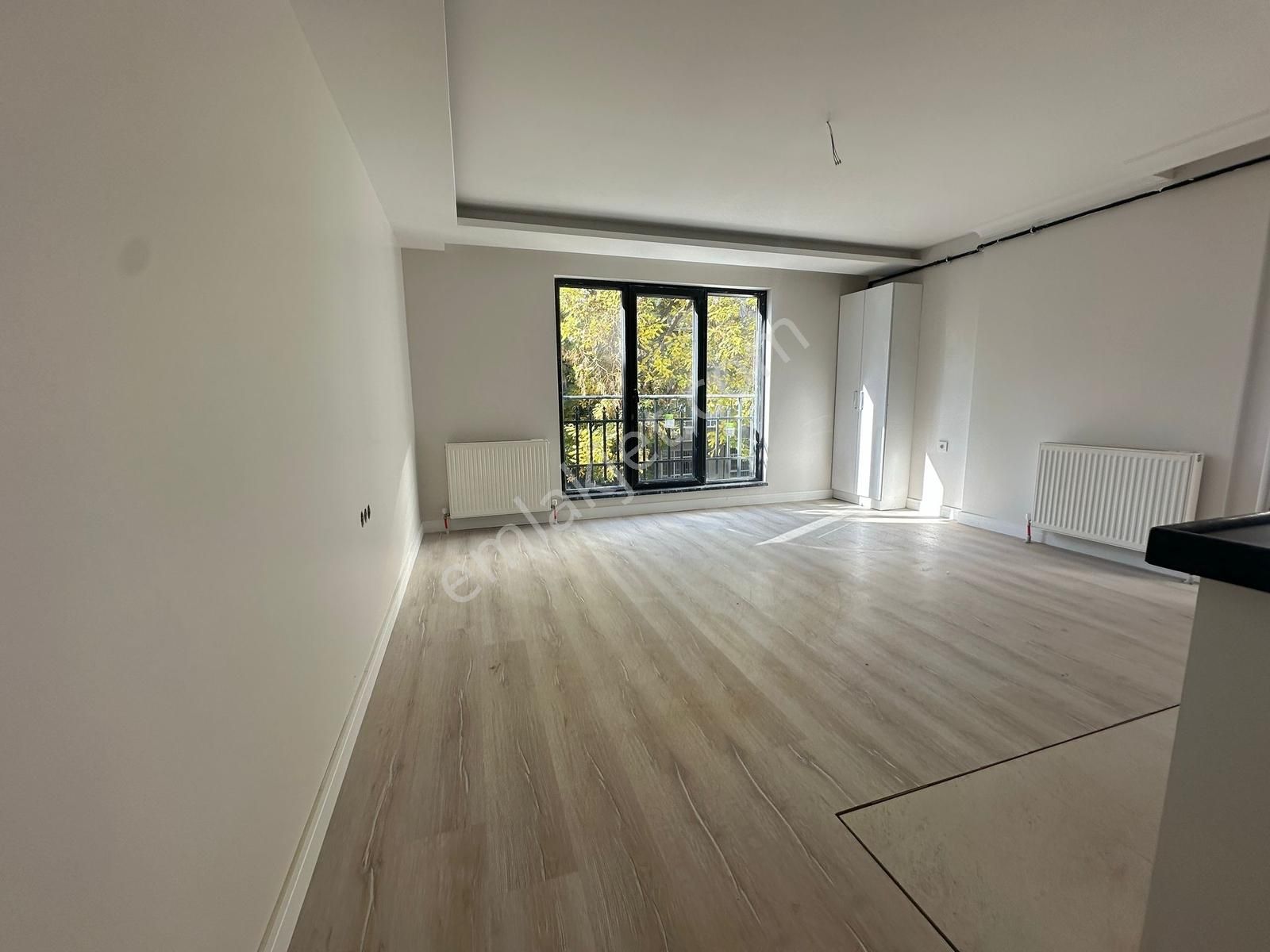 Kuttaş Emlak'tan 0 Binada Katta 1+1 Ön 50m2 Metro Yakını Kiralık - Görsel 18