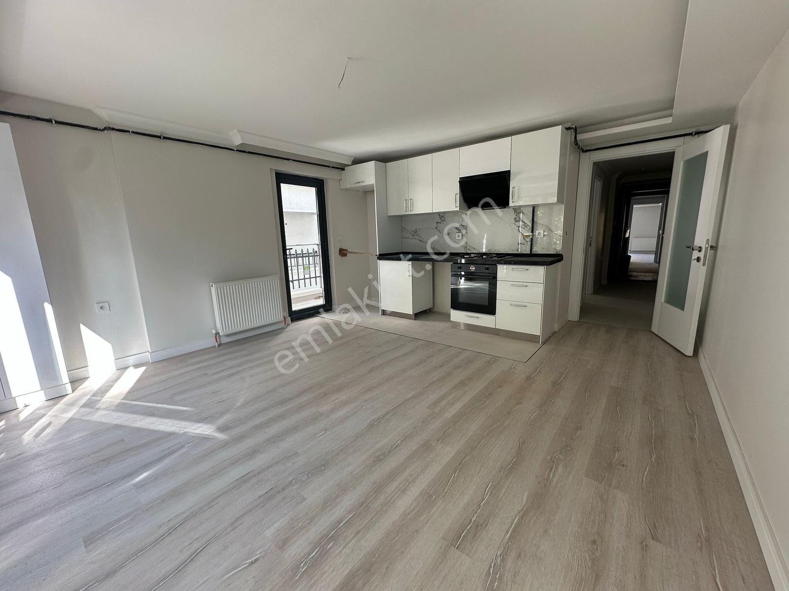 Kuttaş Emlak'tan 0 Binada Katta 1+1 Ön 50m2 Metro Yakını Kiralık - Görsel 13