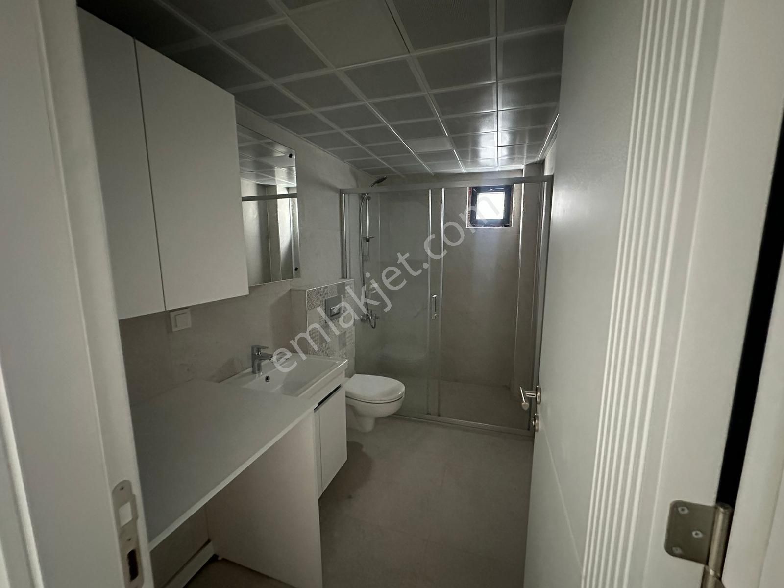 Kuttaş Emlak'tan 0 Binada Katta 1+1 Ön 50m2 Metro Yakını Kiralık - Görsel 27