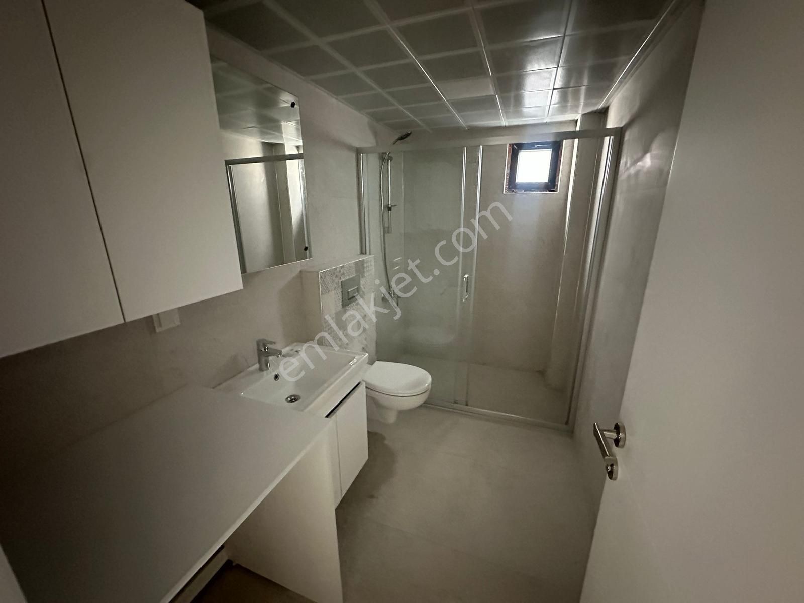 Kuttaş Emlak'tan 0 Binada Katta 1+1 Ön 50m2 Metro Yakını Kiralık - Görsel 9