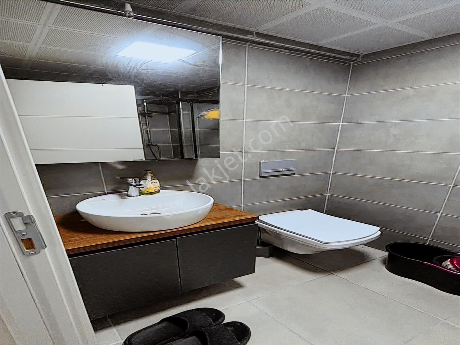 İncek Emlak'tan Yatırımcıya Özel Kiracılı Üniversite Yakını 1+1