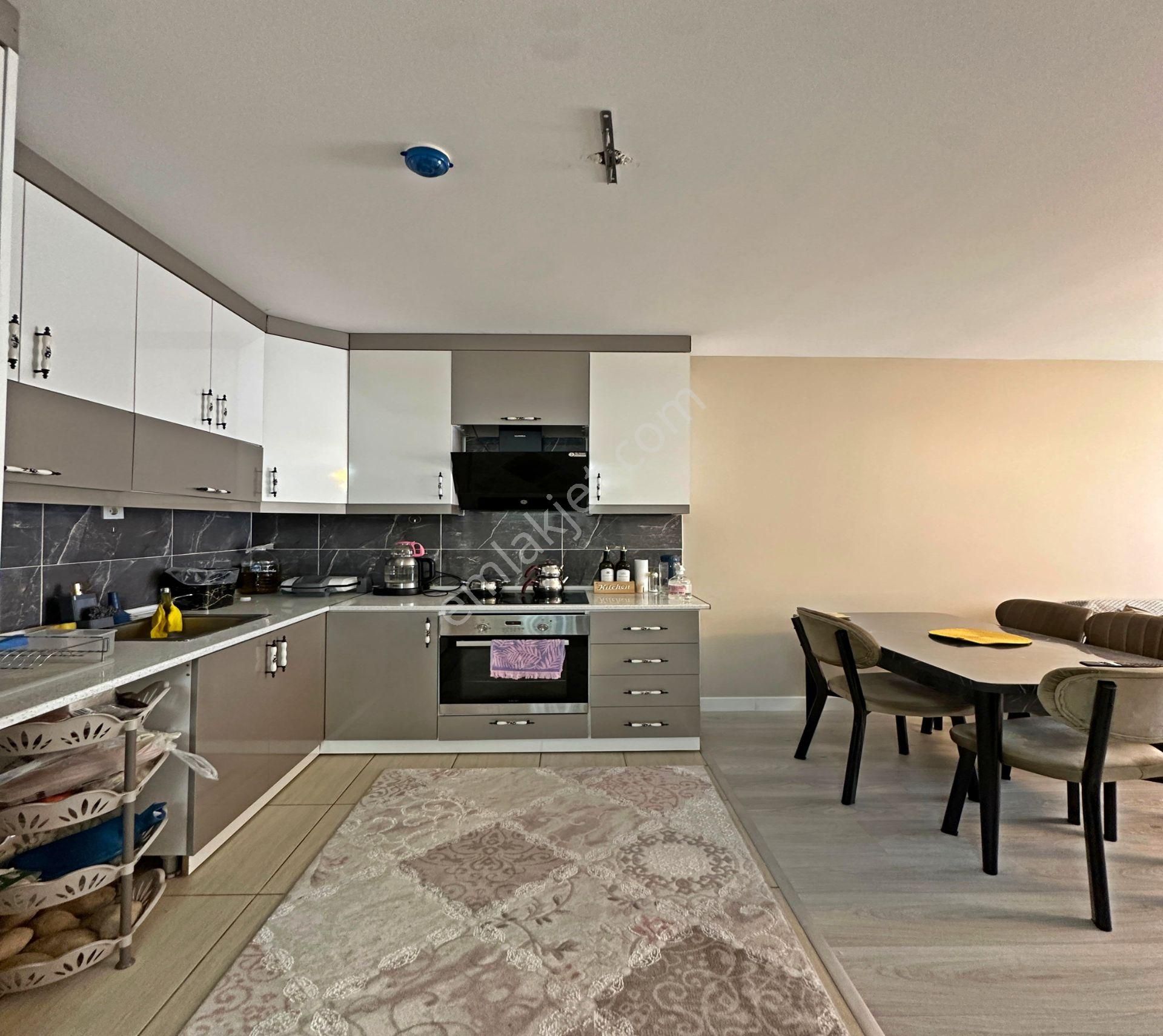 Cumhuriyet Mahallesinde Site İçi Yatırımlık Satılık 1+1 Fırsat Daire - Görsel 18