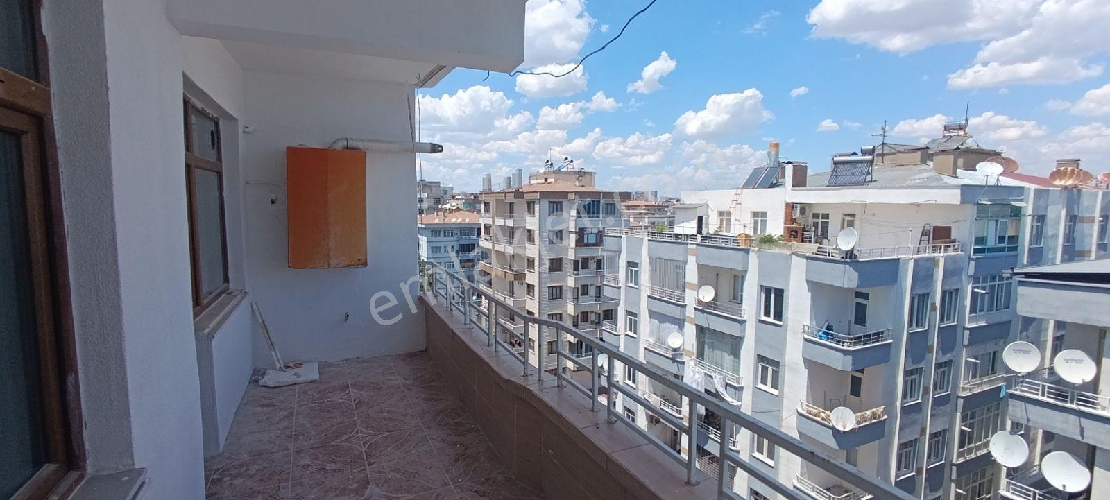 Ebrar Emlak'ta Dairemiz 3+1 Doğalgazı Asansörlü Kiralık - Görsel 27