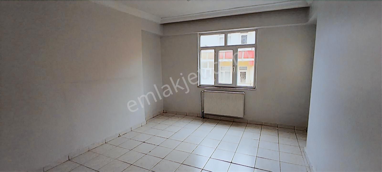 Ebrar Emlak'tan 3+1 Doğalgazı Asansörlü Kiralık Daire - Görsel 5