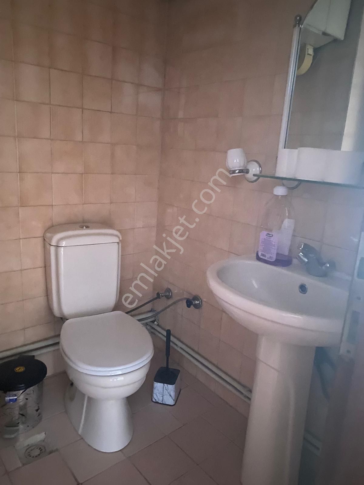 Gaziosmanpaşa Merkez Mahallesinde 1+1/60m2/3. Kat/asansörlü Full Eşyalı Kiralık Ofis - Görsel 11