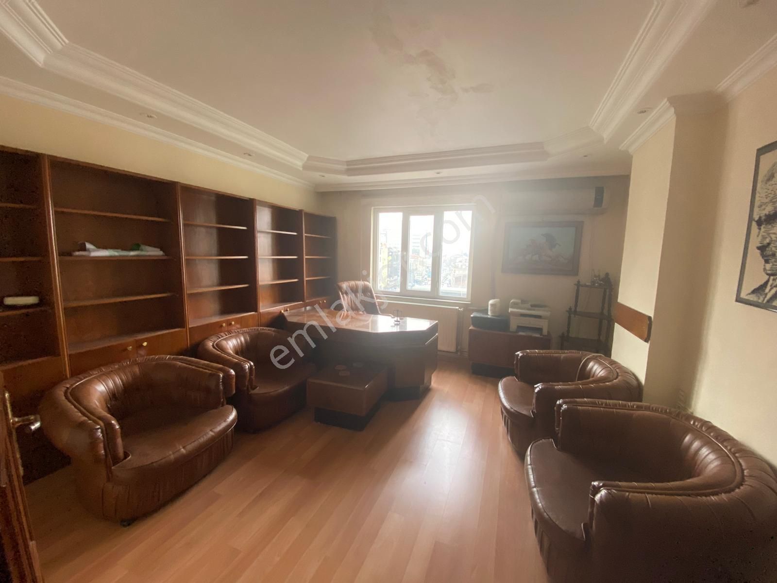 Gaziosmanpaşa Merkez Mahallesinde 1+1/60m2/3. Kat/asansörlü Full Eşyalı Kiralık Ofis