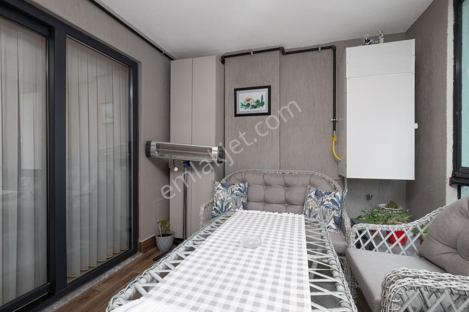 Remax Advantage'dan Balatın Merkezı Konumunda Satılık 1+1 Daıre - Görsel 20