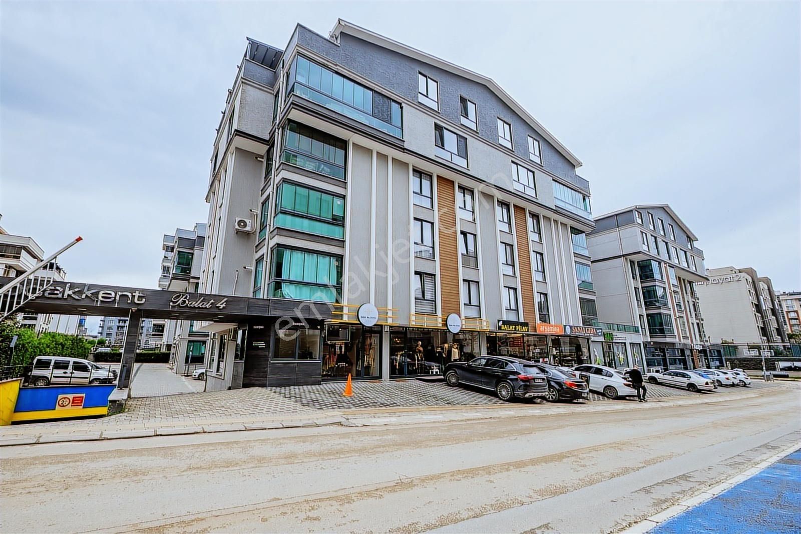 Remax Advantage'dan Balatın Merkezı Konumunda Satılık 1+1 Daıre - Görsel 3