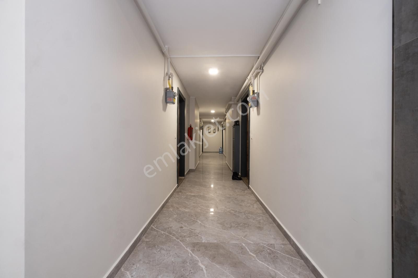 Remax Advantage'dan Balatın Merkezı Konumunda Satılık 1+1 Daıre - Görsel 6