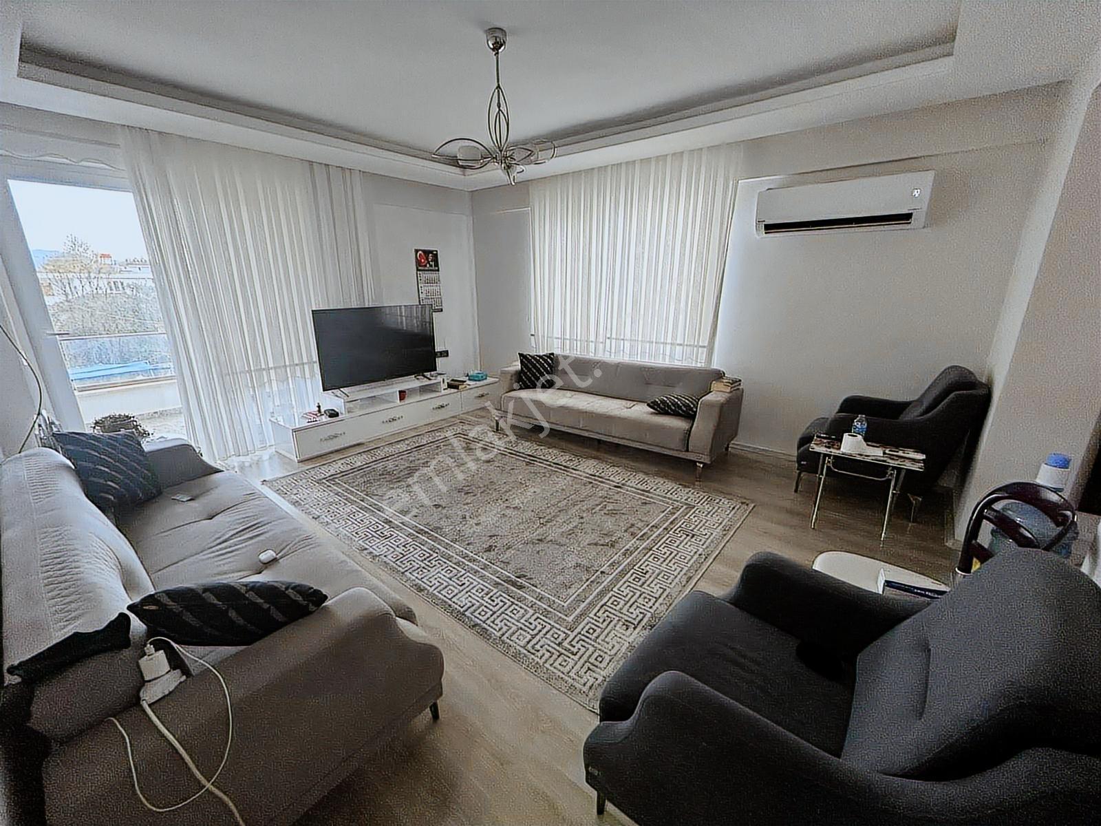 Dalaman Hürriyet Mahallesinde Havuzlu Butik Sitede 2+1 Daire - Görsel 22