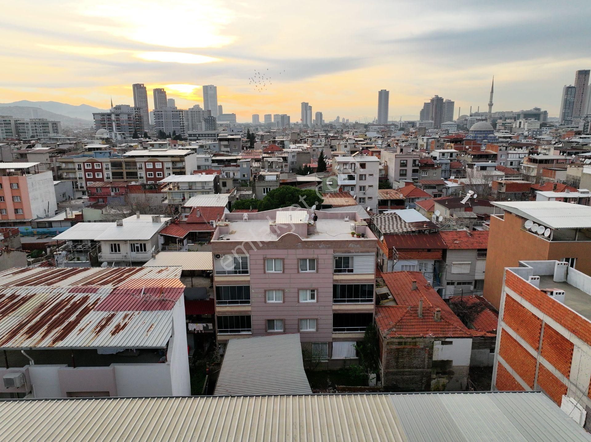 Bornova Çamdibi'nde Satılık Bakımlı 2+1 Daire - Görsel 7