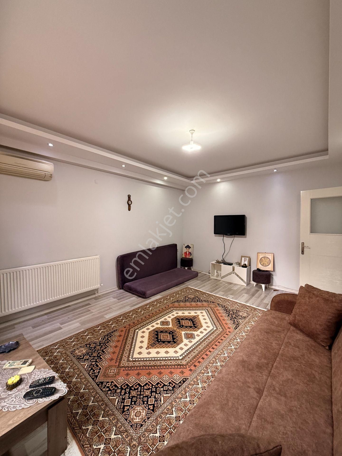 Bornova Çamdibi'nde Satılık Bakımlı 2+1 Daire - Görsel 13