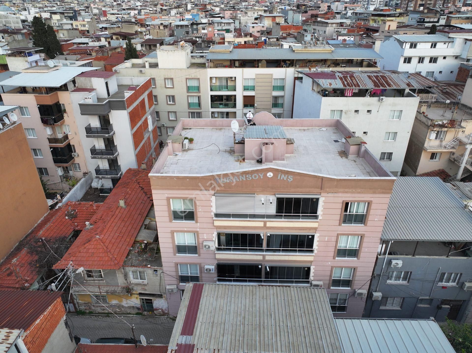 Bornova Çamdibi'nde Satılık Bakımlı 2+1 Daire - Görsel 6