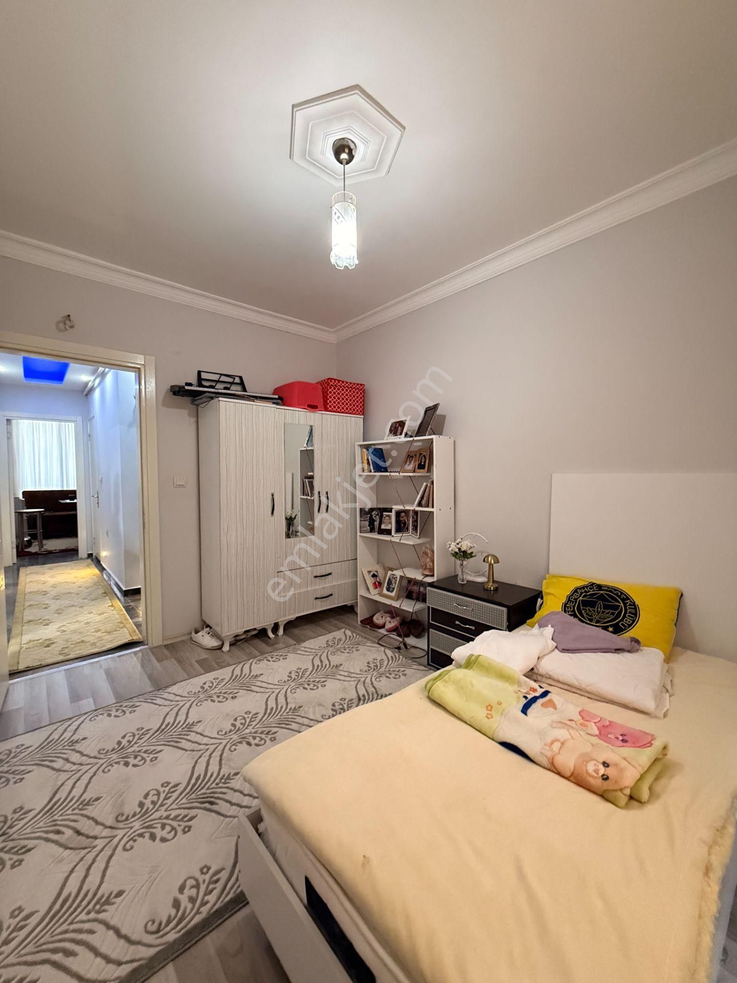 Bornova Çamdibi'nde Satılık Bakımlı 2+1 Daire - Görsel 20