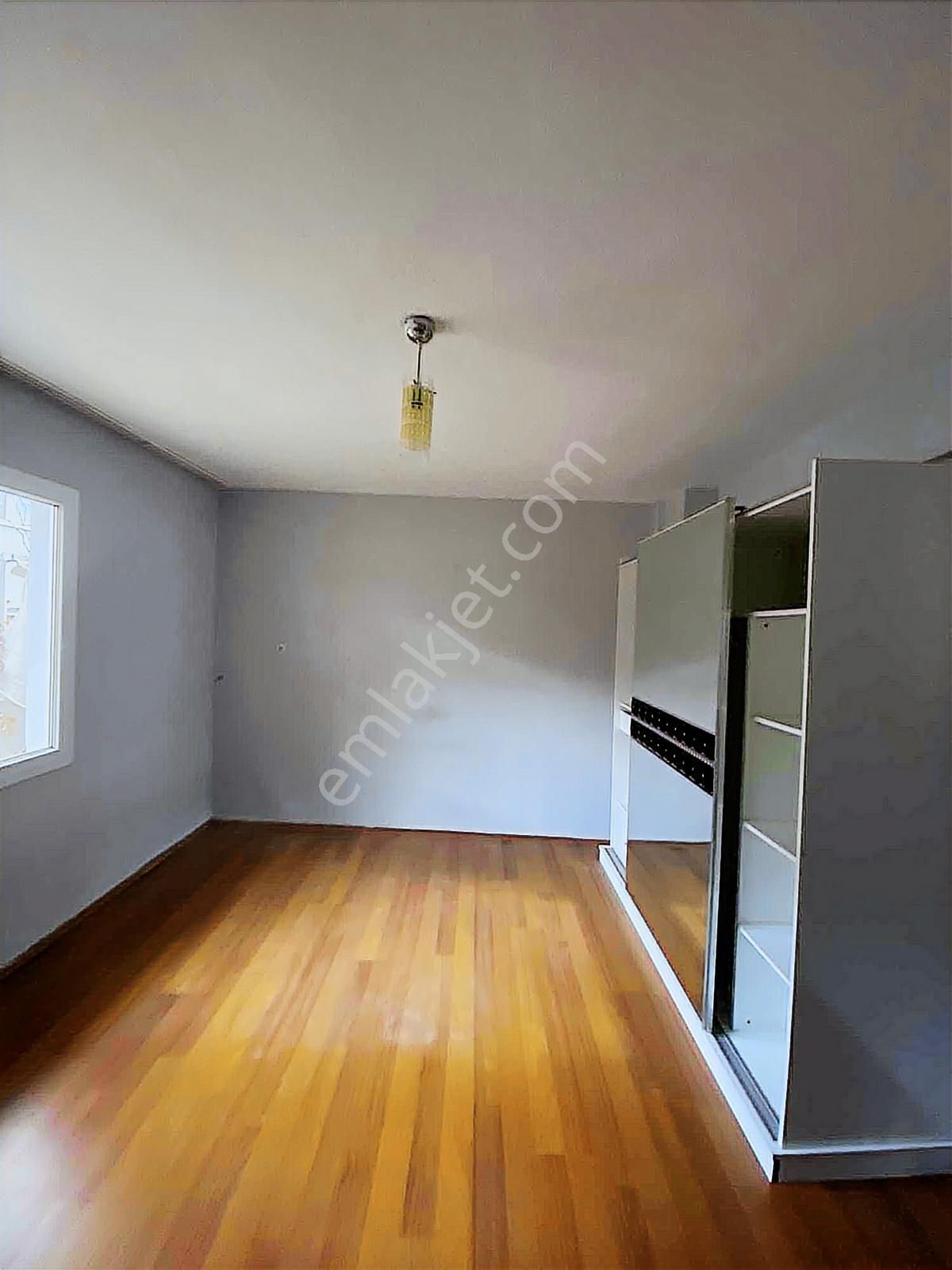 Bayraklı Çay Mah.de Kiralık 2+1 Daire - Görsel 7