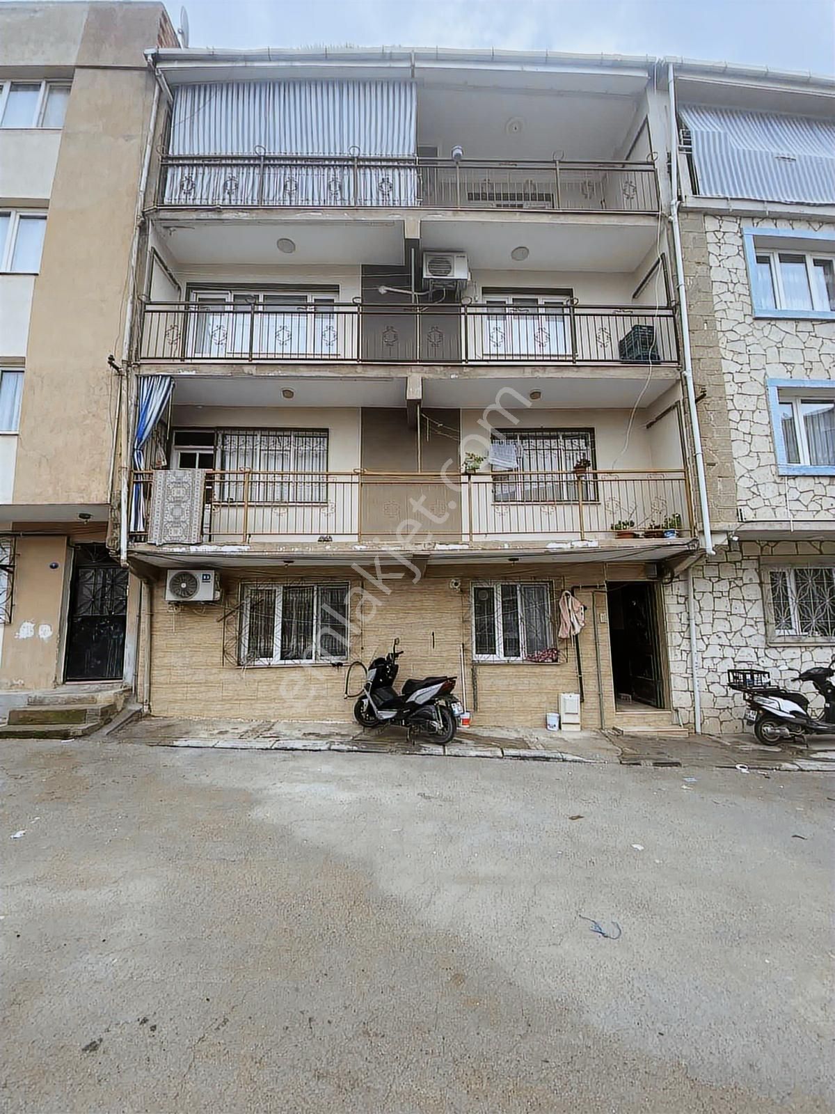 Altındağ Merkez Mah. Doğalgazlı Kiralık 2+1 Daire - Görsel 8