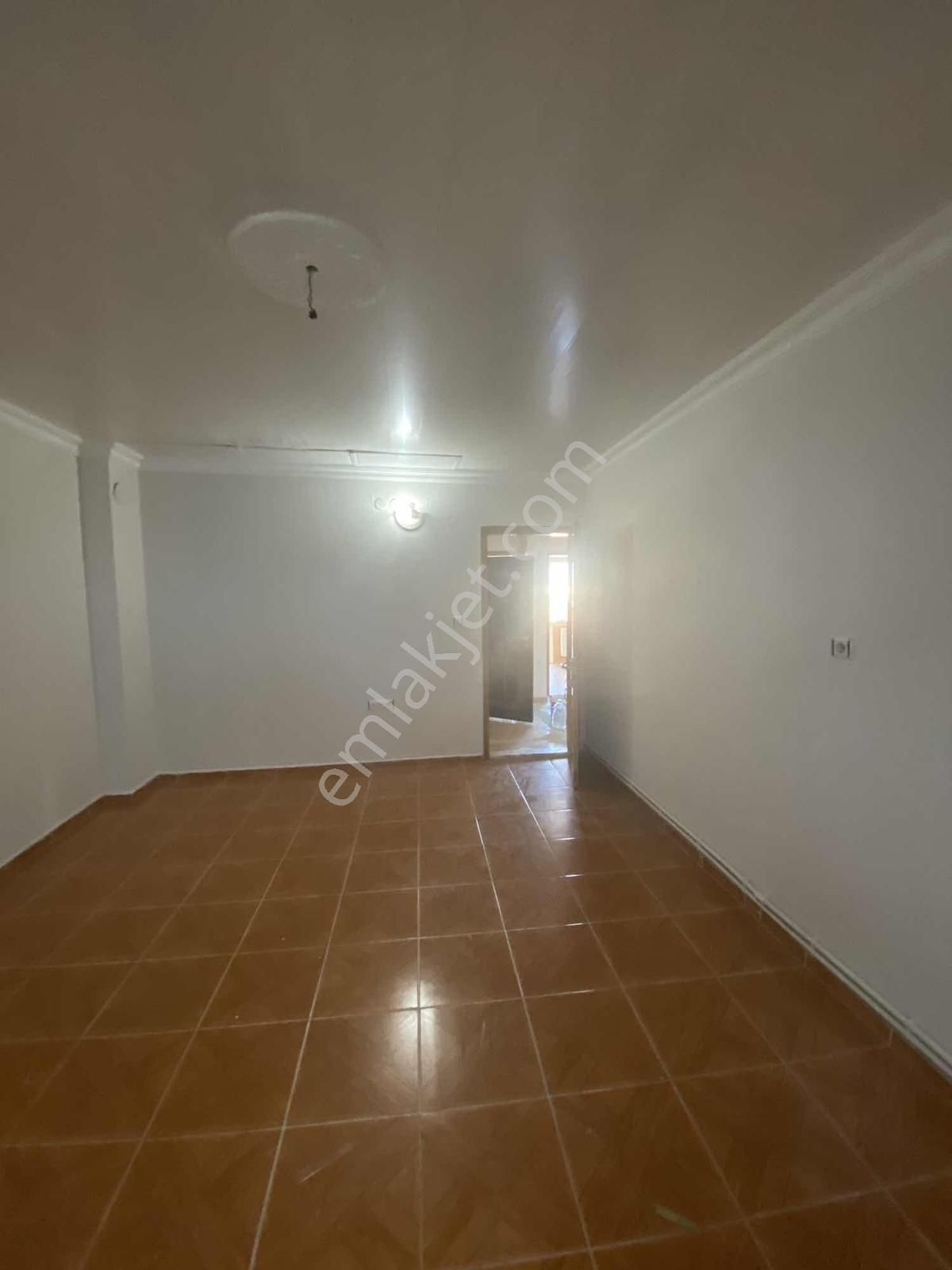 Altındağ Merkez Mah. Doğalgazlı Kiralık 2+1 Daire - Görsel 6
