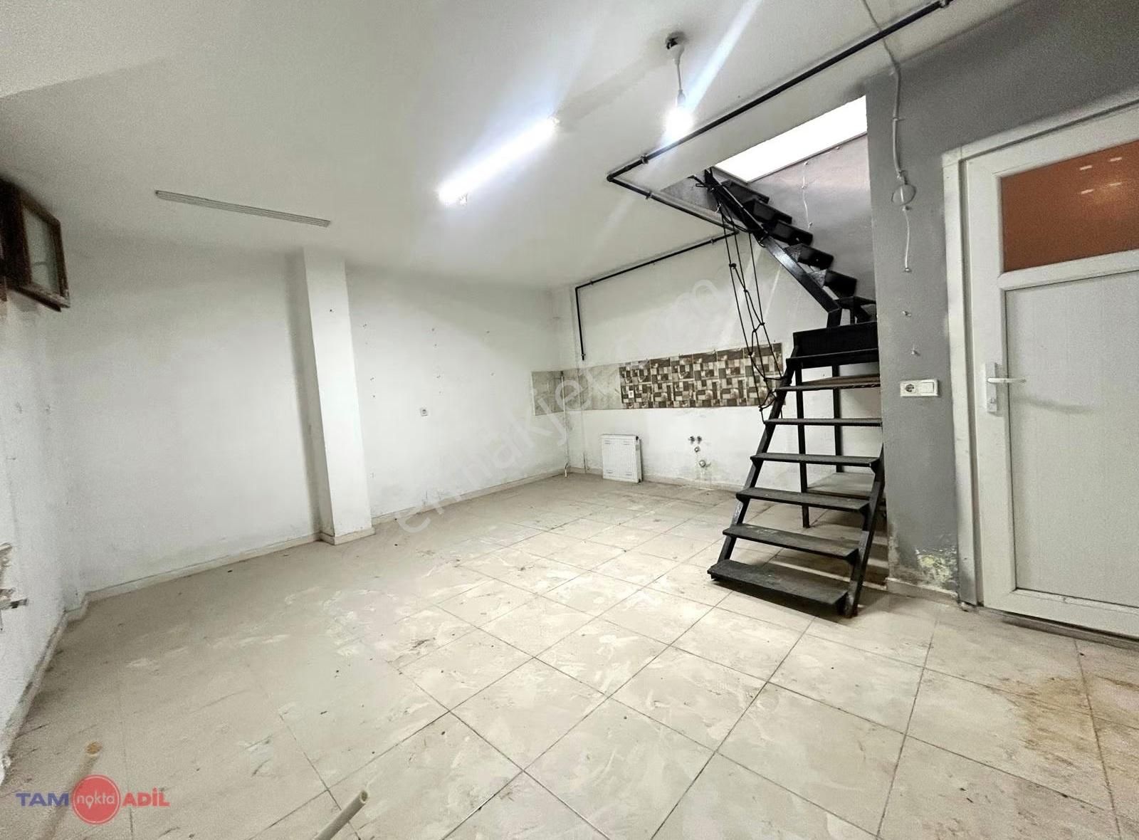 Köşe Başı Depolu 85 M² Yüksek Ticari Potansiyel - Görsel 3