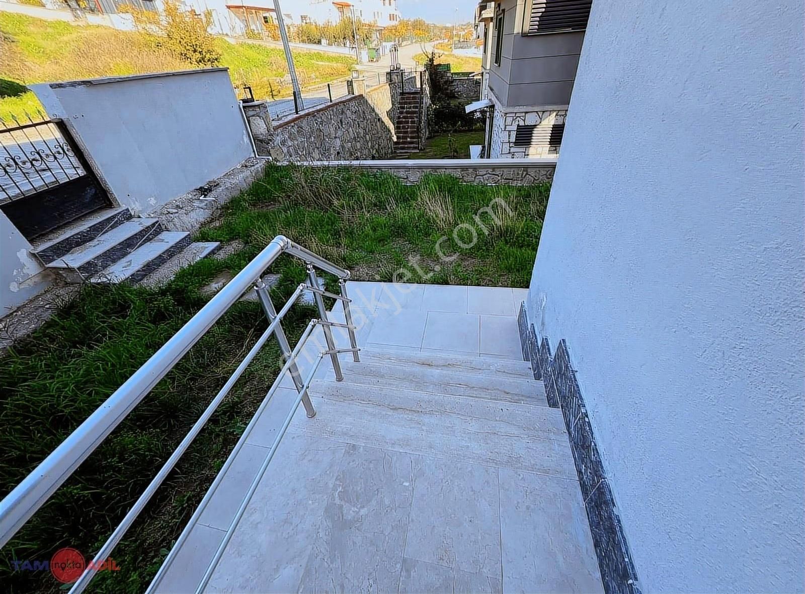 Dikili Çandarlı'da Satılık Villa - Görsel 10