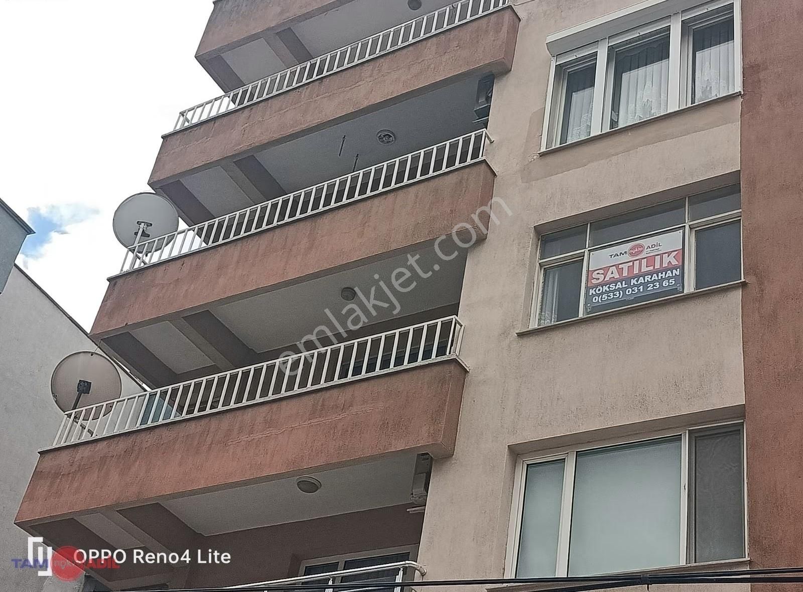 Bergama Şehir Merkezinde Satılık 3+1 Arakat Daire - Görsel 4