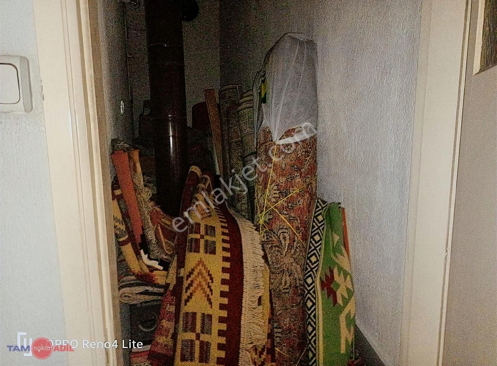 Bergama Şehir Merkezinde Satılık 3+1 Arakat Daire - Görsel 2