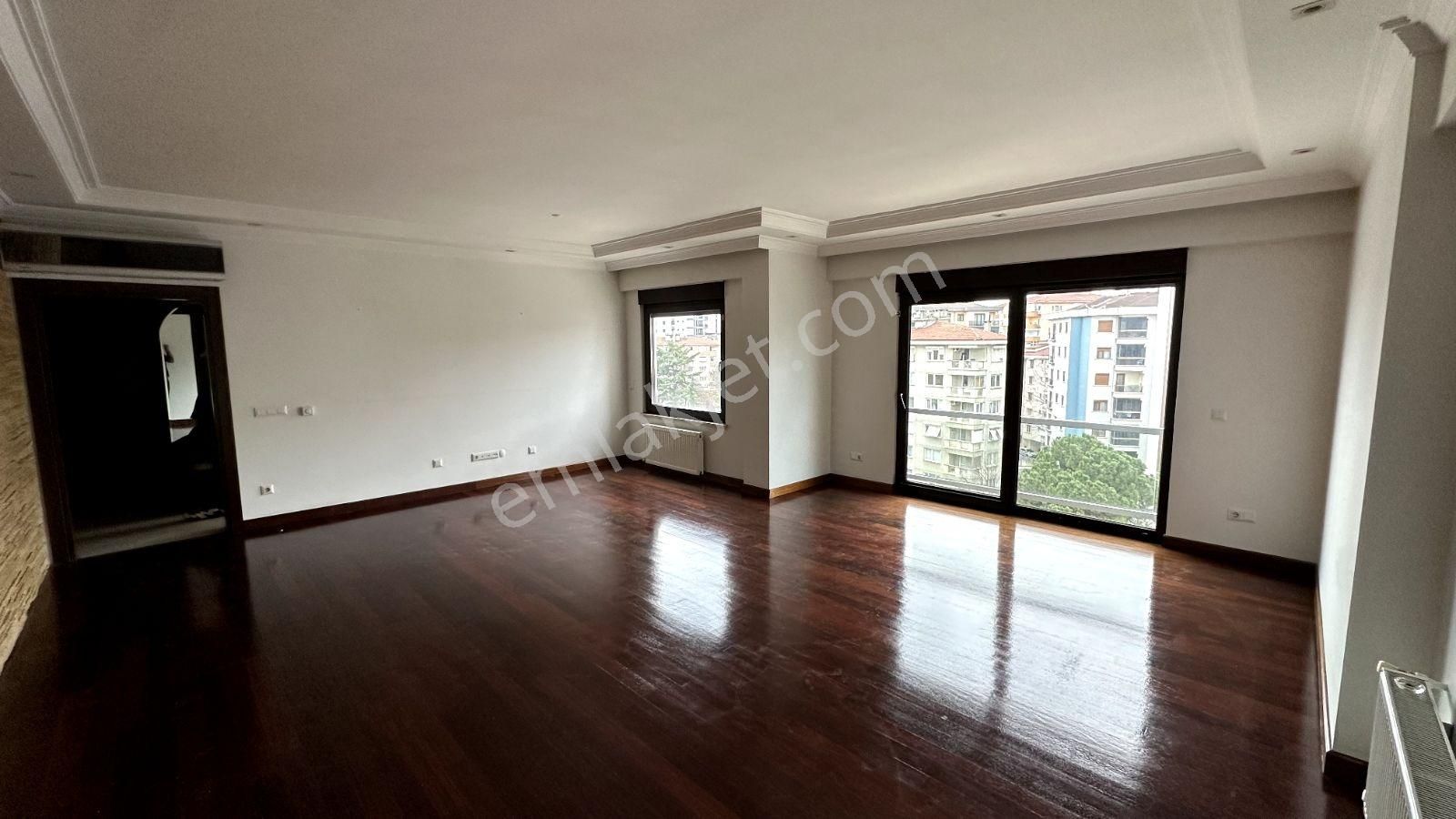 Göztepede Marmaraya 1 Dakika Mesafede Ferah 4+1 Daire - Görsel 18