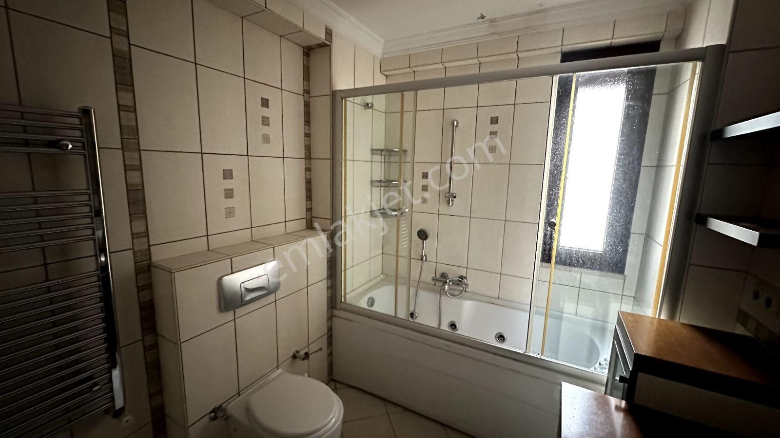 Göztepede Marmaraya 1 Dakika Mesafede Ferah 4+1 Daire - Görsel 16