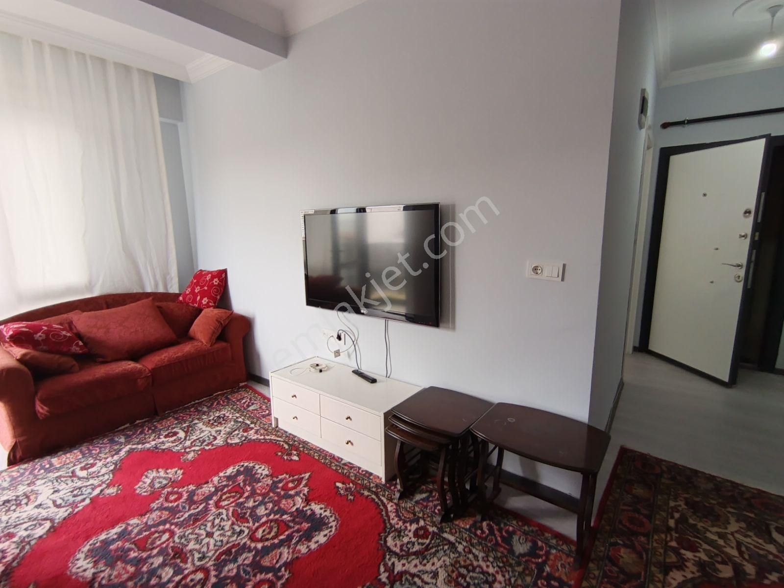 Yeniçiftlikte Kiralık 1+1 Eşyalı Daire Asansörü 2. Kat İskanlı - Görsel 4