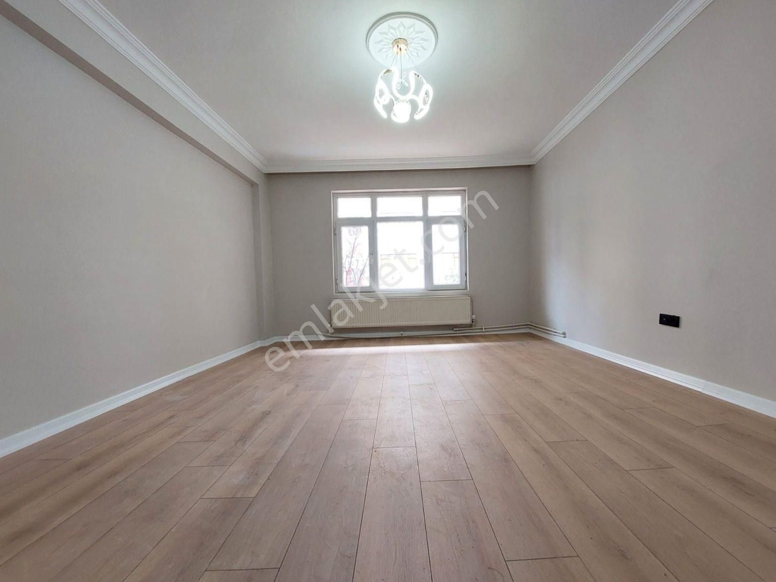 Murat Türkmen'den Elvan_mah. Çarşı_merkezinde 3+1_yüksek_giriş