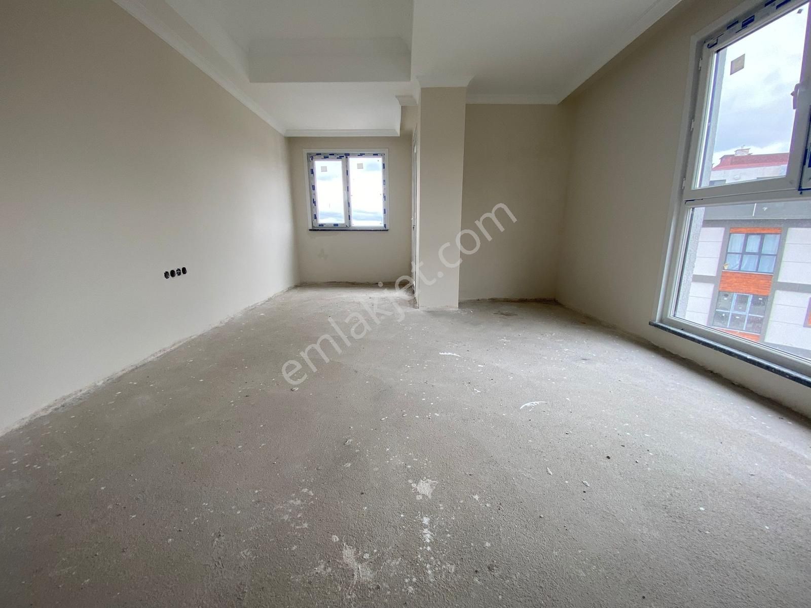 Live Tr'den Sultanbeyli Yatırımlık Kelepir 2+1 Daire