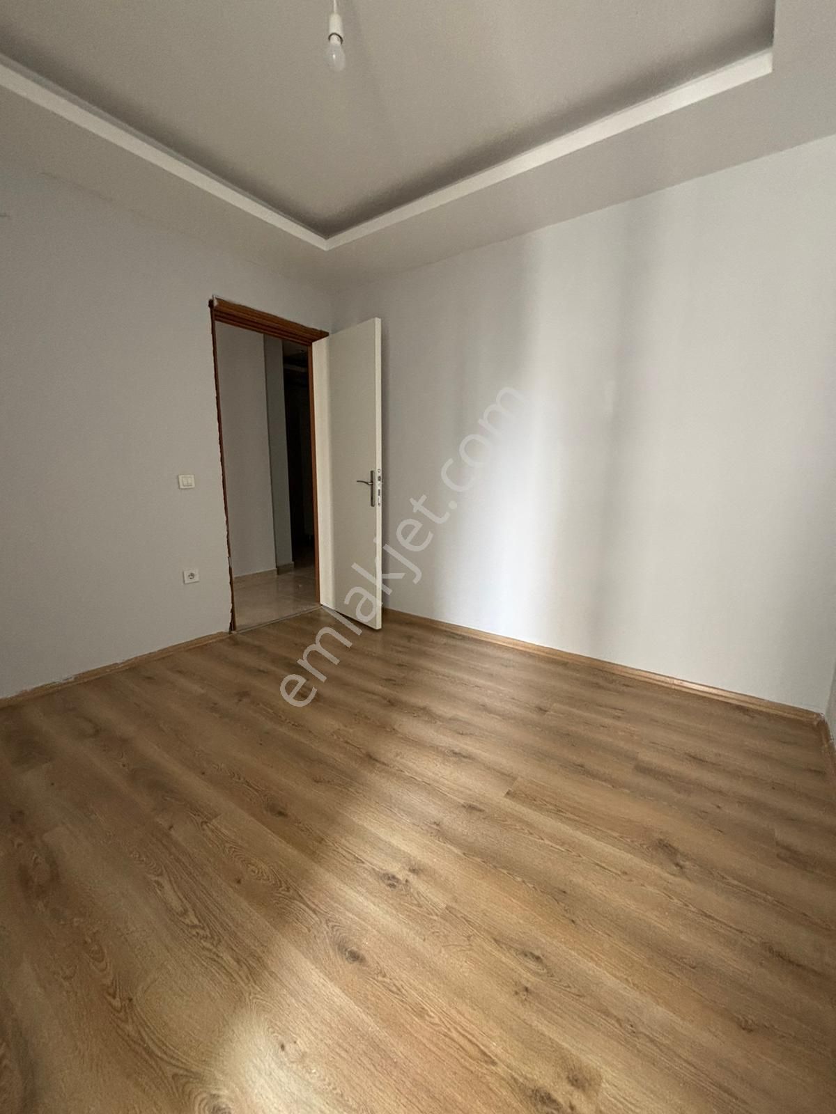 Sarıçam Osmangazi De İskanlı Site İçinde 3+1 Doğalgazlı Cam Balkonlu Kiralık Daire - Görsel 8