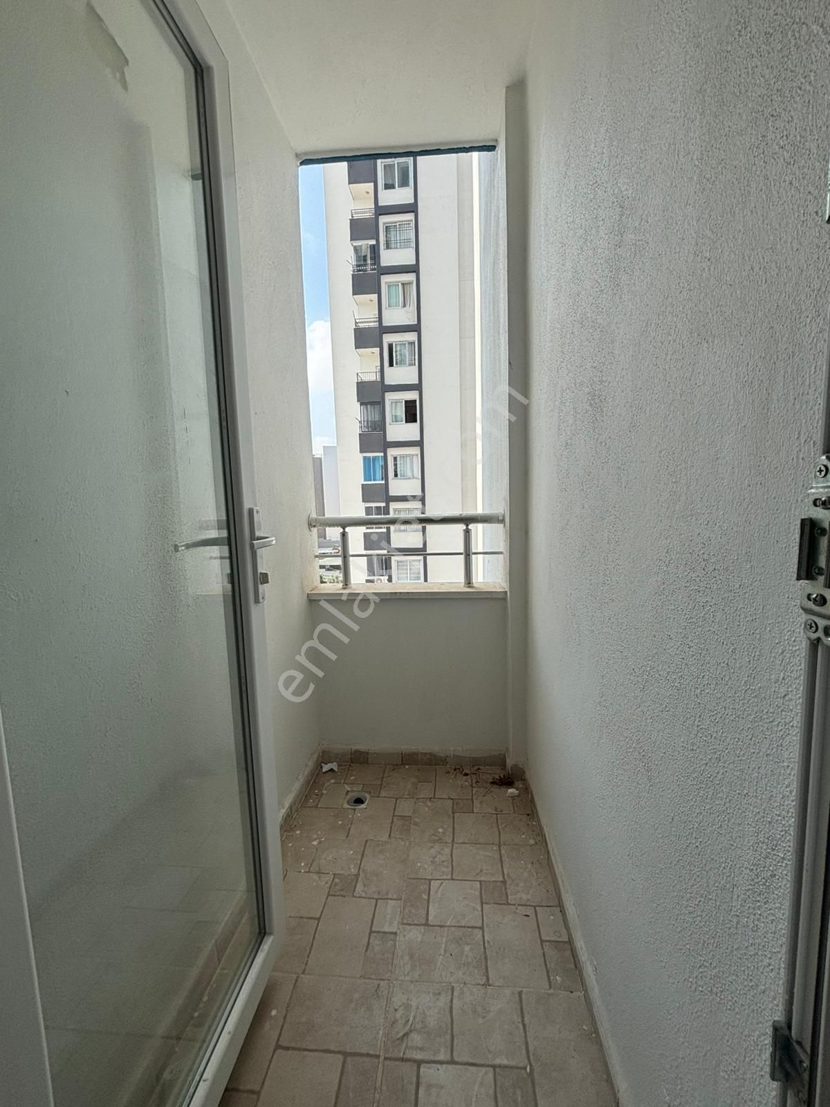 Sarıçam Osmangazi De İskanlı Site İçinde 3+1 Doğalgazlı Cam Balkonlu Kiralık Daire - Görsel 7