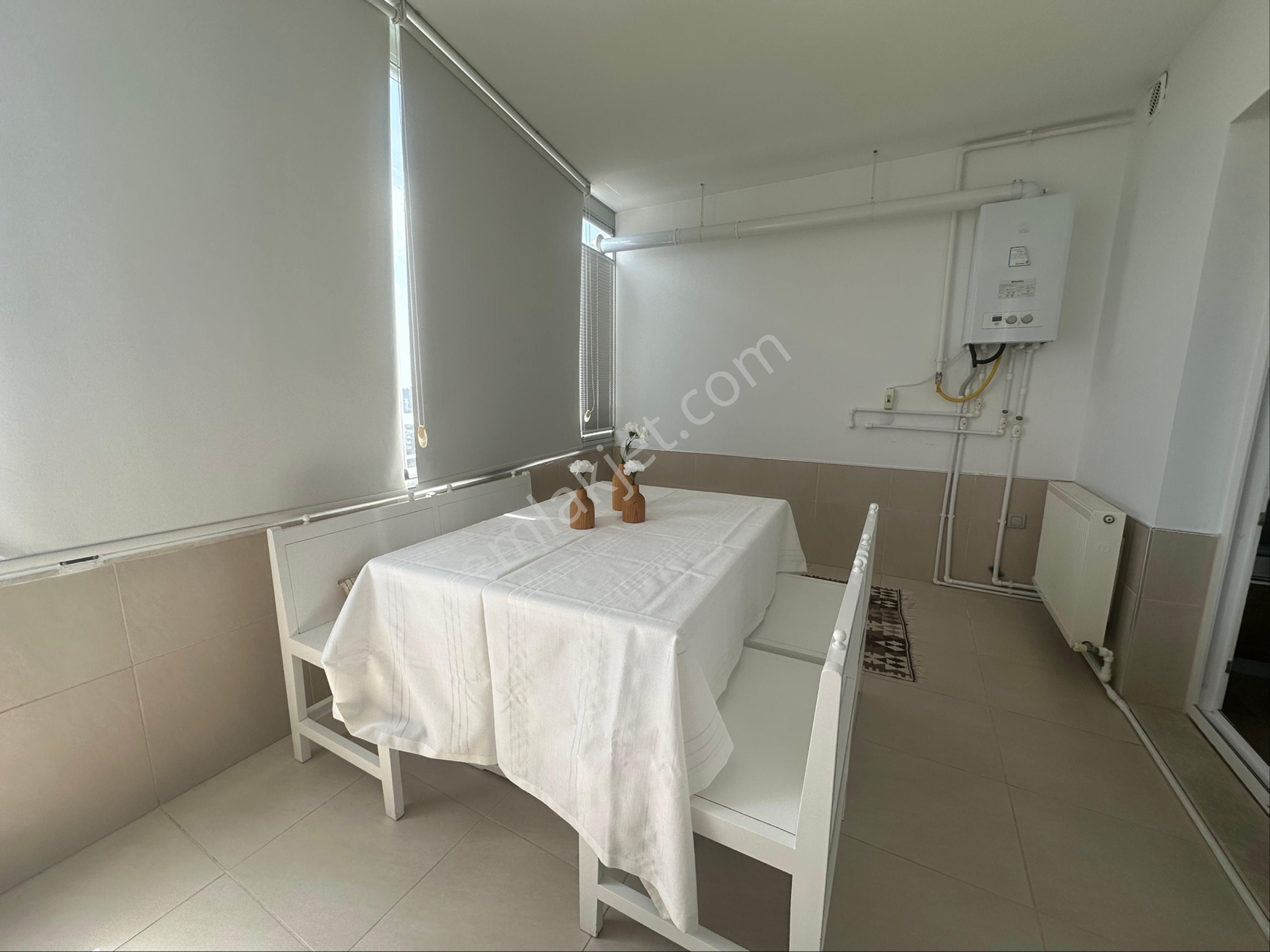 Gürselpaşada Havuz/güvenlik/giyinme Odalı/ Ful Eşyalı 2+1 Daire - Görsel 9