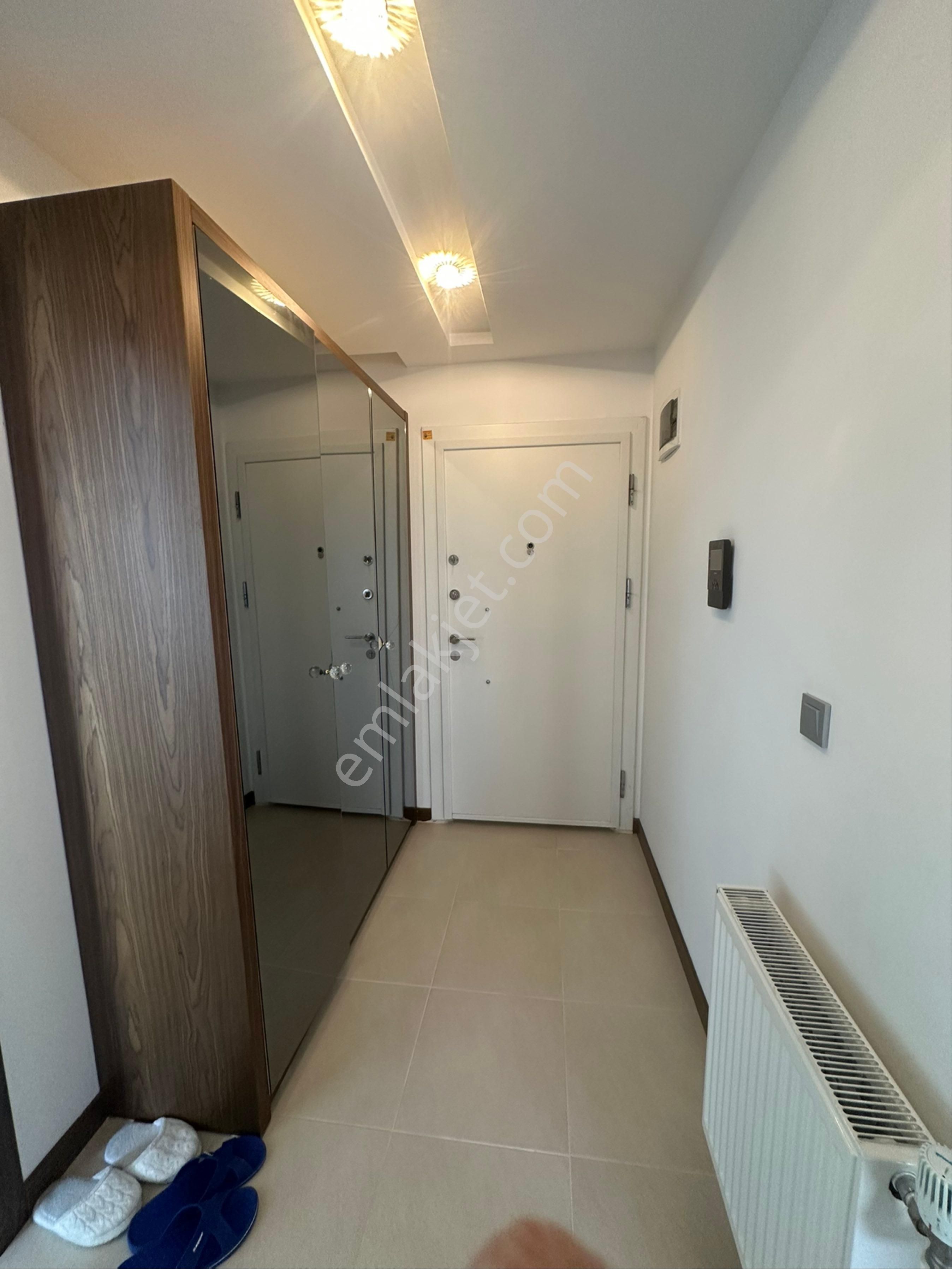 Gürselpaşada Havuz/güvenlik/giyinme Odalı/ Ful Eşyalı 2+1 Daire - Görsel 17