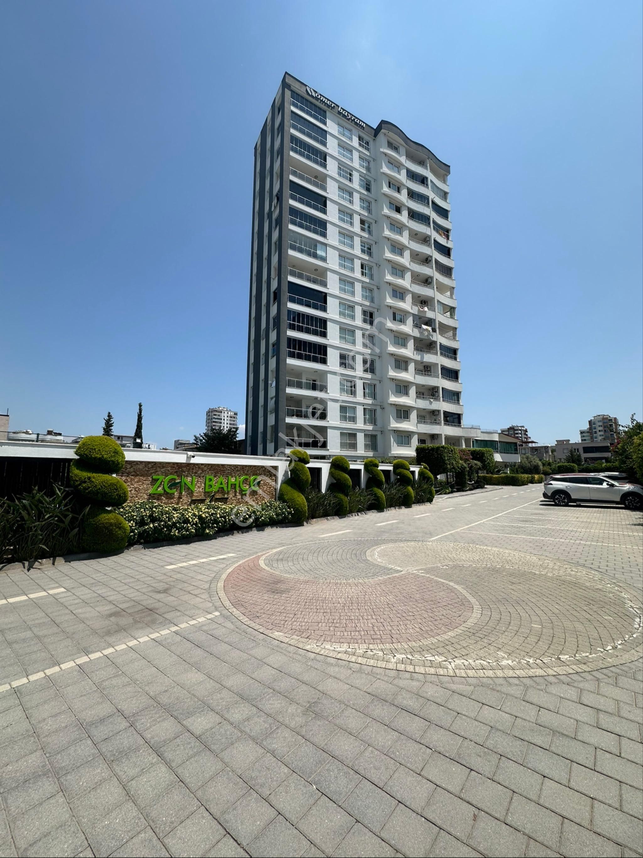 Gürselpaşada Havuz/güvenlik/giyinme Odalı/ Ful Eşyalı 2+1 Daire - Görsel 4