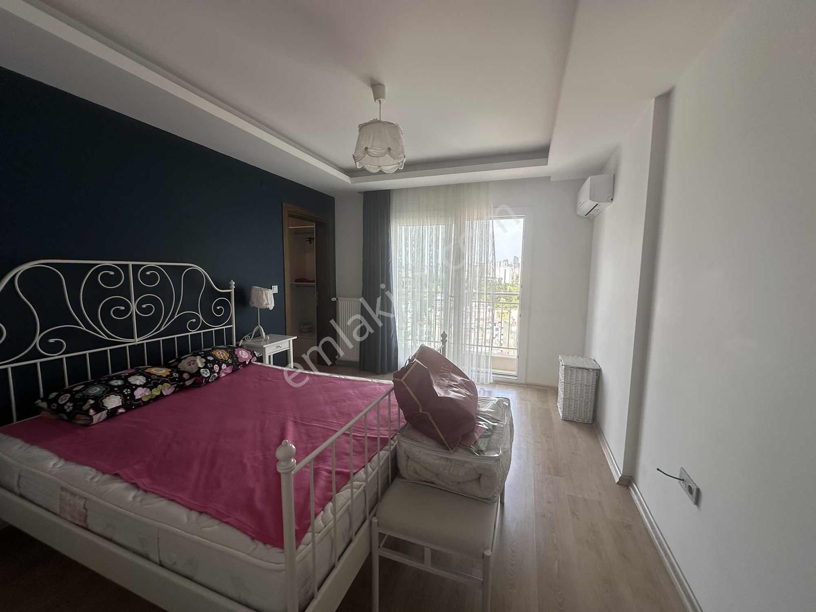 Gürselpaşada Havuz/güvenlik/giyinme Odalı/ Ful Eşyalı 2+1 Daire - Görsel 8