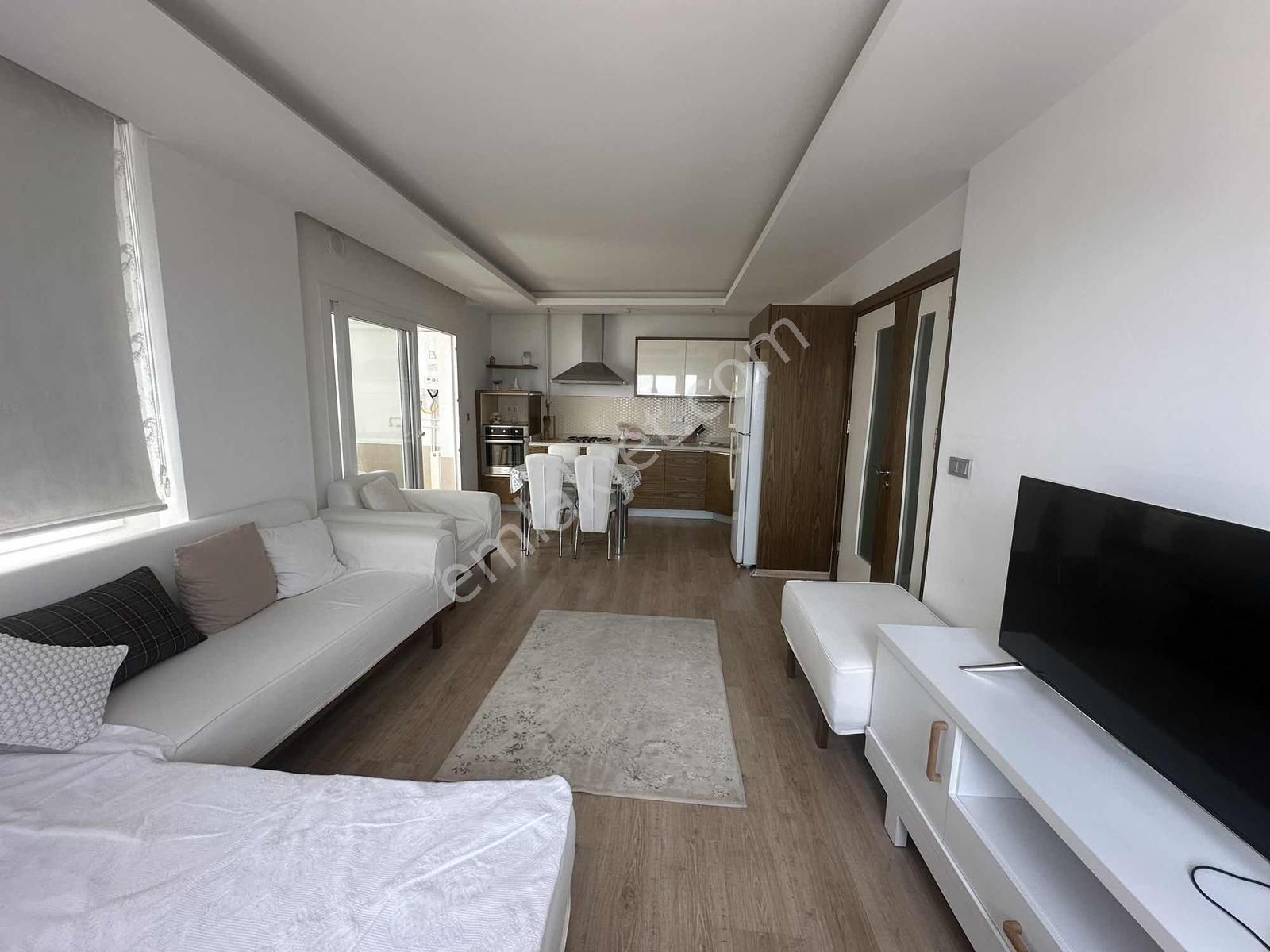 Gürselpaşada Havuz/güvenlik/giyinme Odalı/ Ful Eşyalı 2+1 Daire - Görsel 11