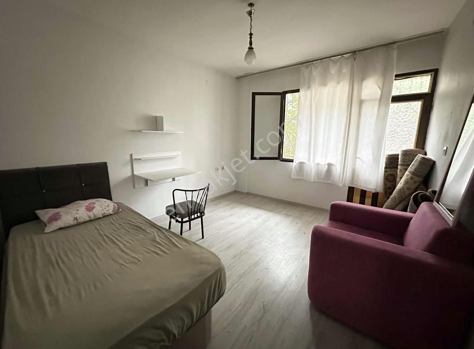 Bornova Mevlana Mah 2+1 Kiralık Daire - Görsel 12