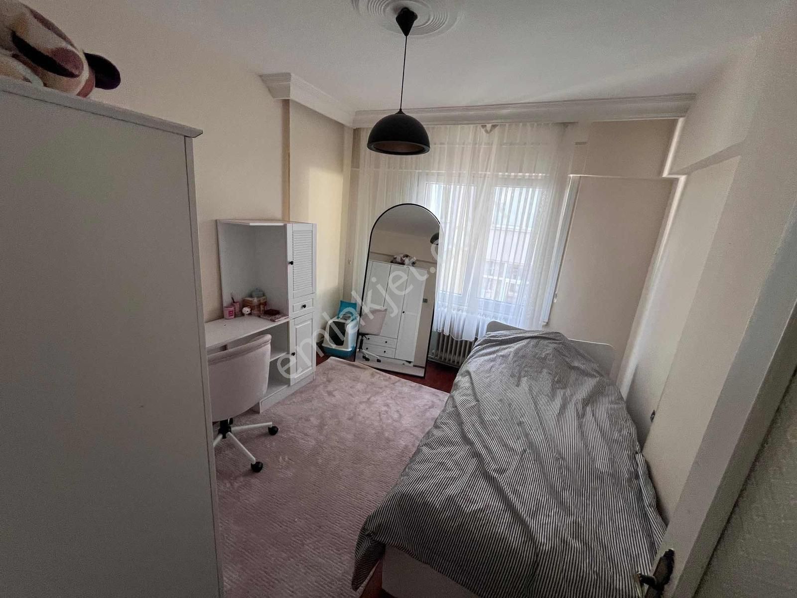 Maltepe Zümrütevlerde Kaleyurt Sitesi Site İçerisinde 3+1 120 M2 - Görsel 12