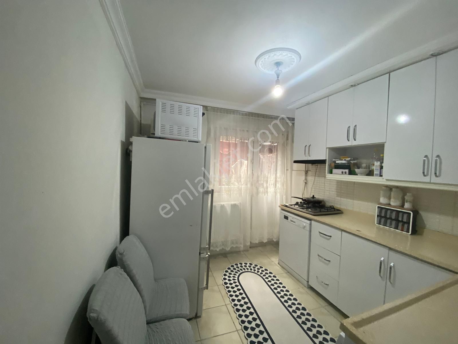 Gaziosmanpaşa Bağlarbaşı Mahallesinde 2+1/120m2/bahçe Katı Satılık Daire - Görsel 3
