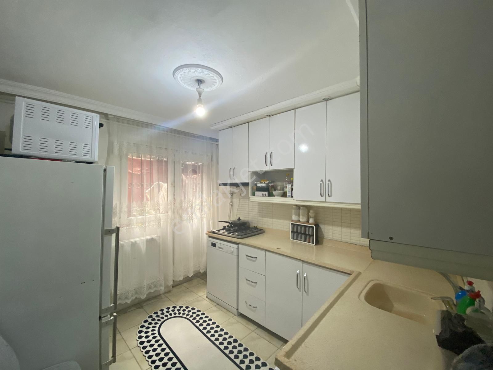 Gaziosmanpaşa Bağlarbaşı Mahallesinde 2+1/120m2/bahçe Katı Satılık Daire - Görsel 5