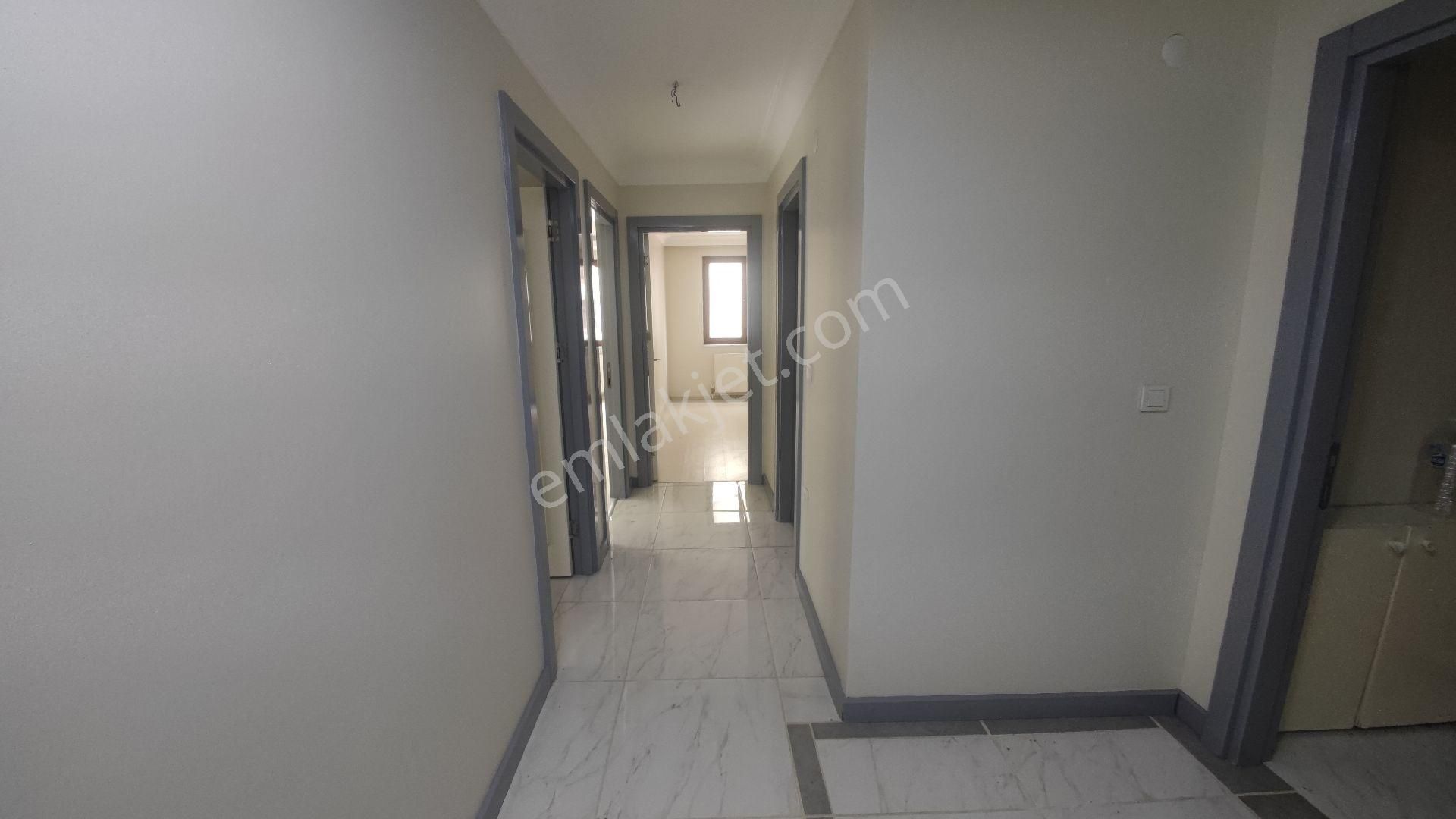 Bahçelievler Kocasinan'da Site İçinde 2+1 80 M2 - Görsel 23
