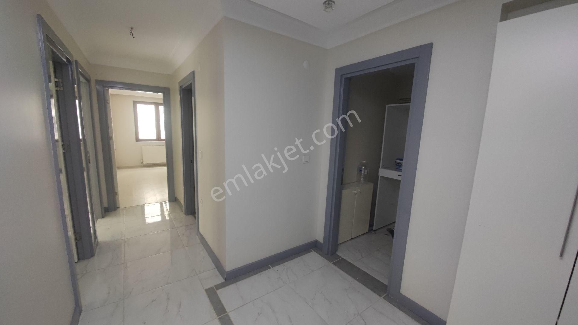 Bahçelievler Kocasinan'da Site İçinde 2+1 80 M2 - Görsel 21