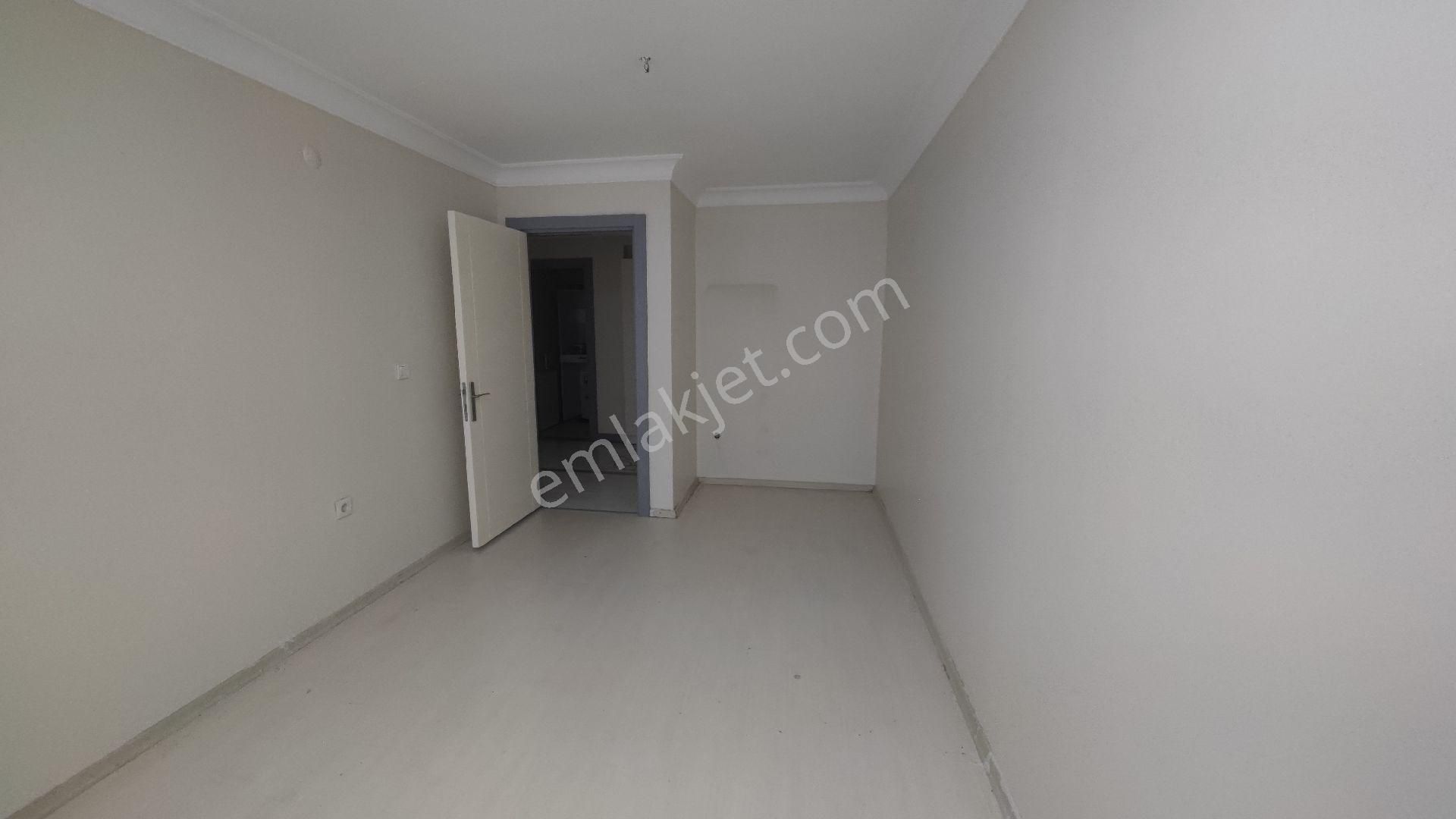 Bahçelievler Kocasinan'da Site İçinde 2+1 80 M2 - Görsel 19
