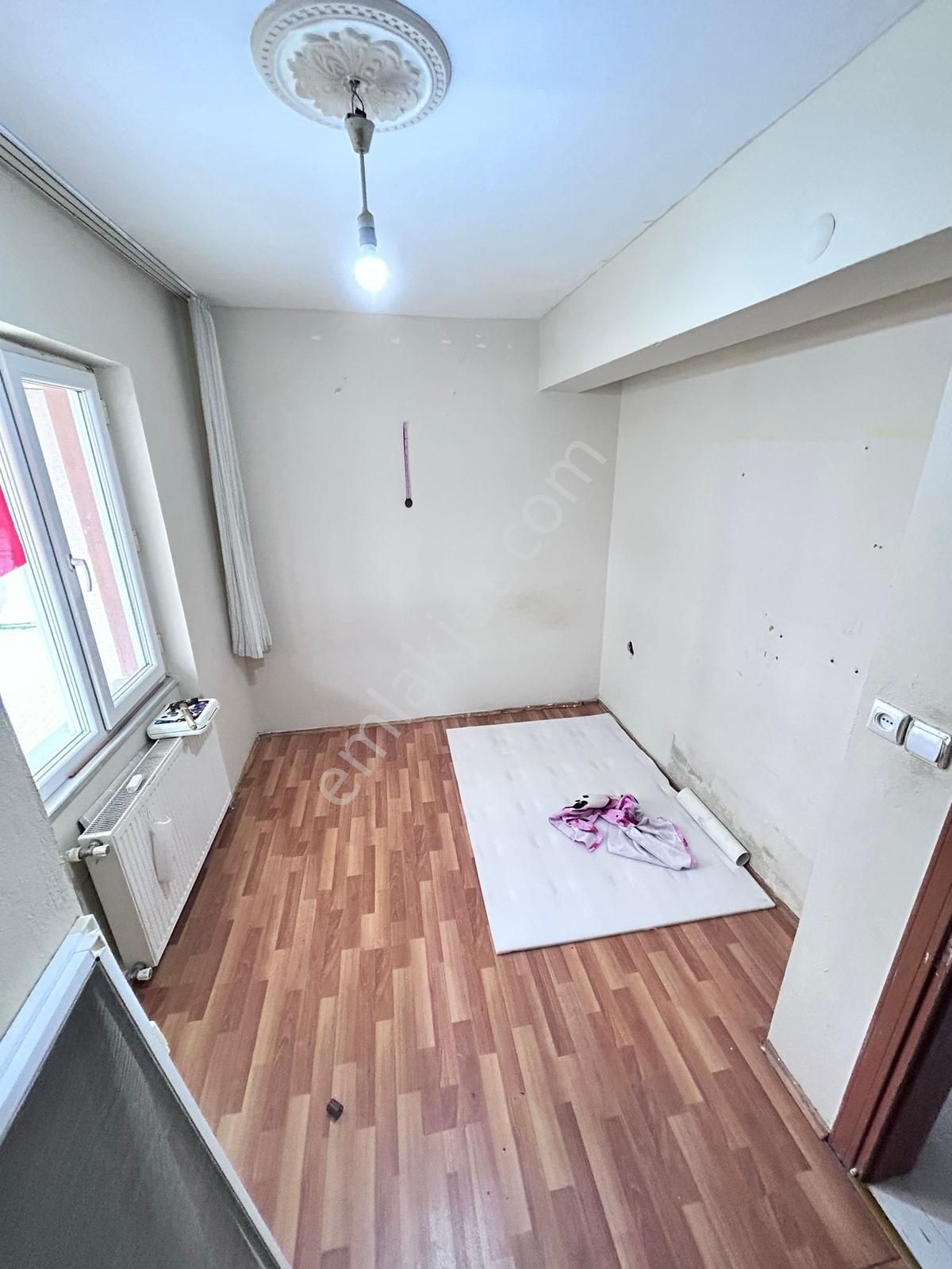 Alipaşa Mahallesinde 3+1 Kiralık Daire - Görsel 3