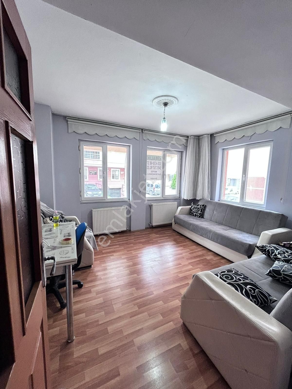 Alipaşa Mahallesinde 3+1 Kiralık Daire - Görsel 4