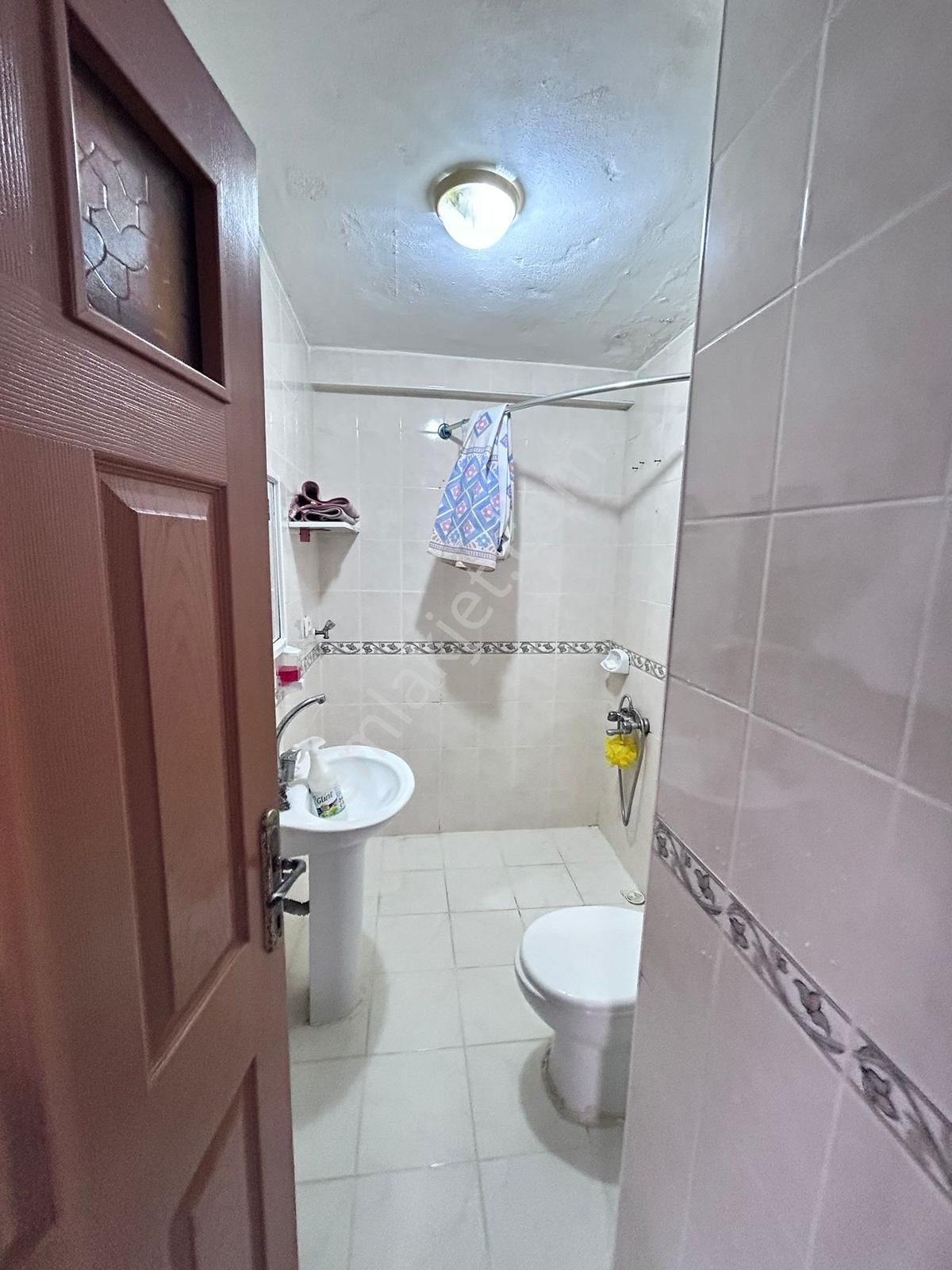 Alipaşa Mahallesinde 3+1 Kiralık Daire - Görsel 6