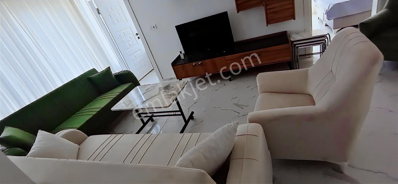 Belek Şehir Merkezinde Eşyalı Full Daire,