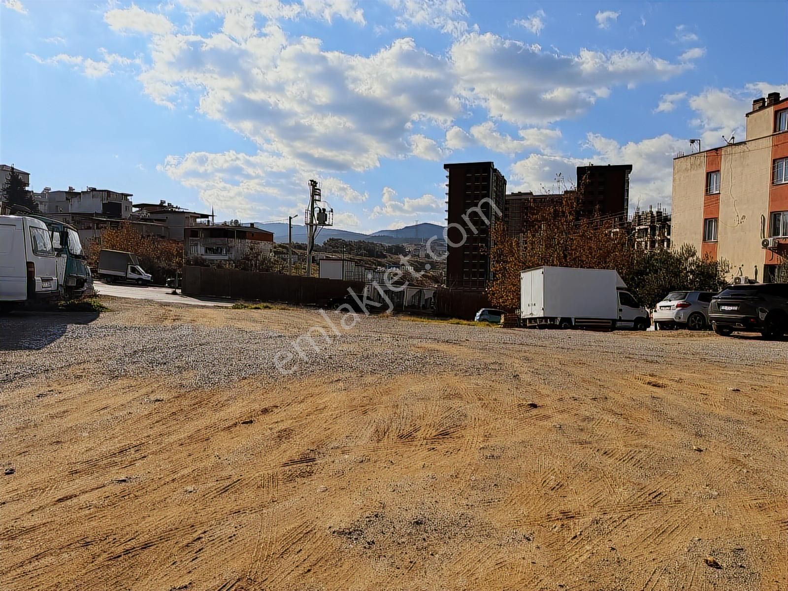 Cıtılandden Gaziemirde Ana Cadde Üzerinde Satılık Arsa - Görsel 3